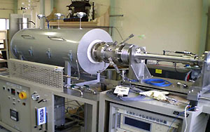 き裂進展評価装置付き水蒸気酸化装置
